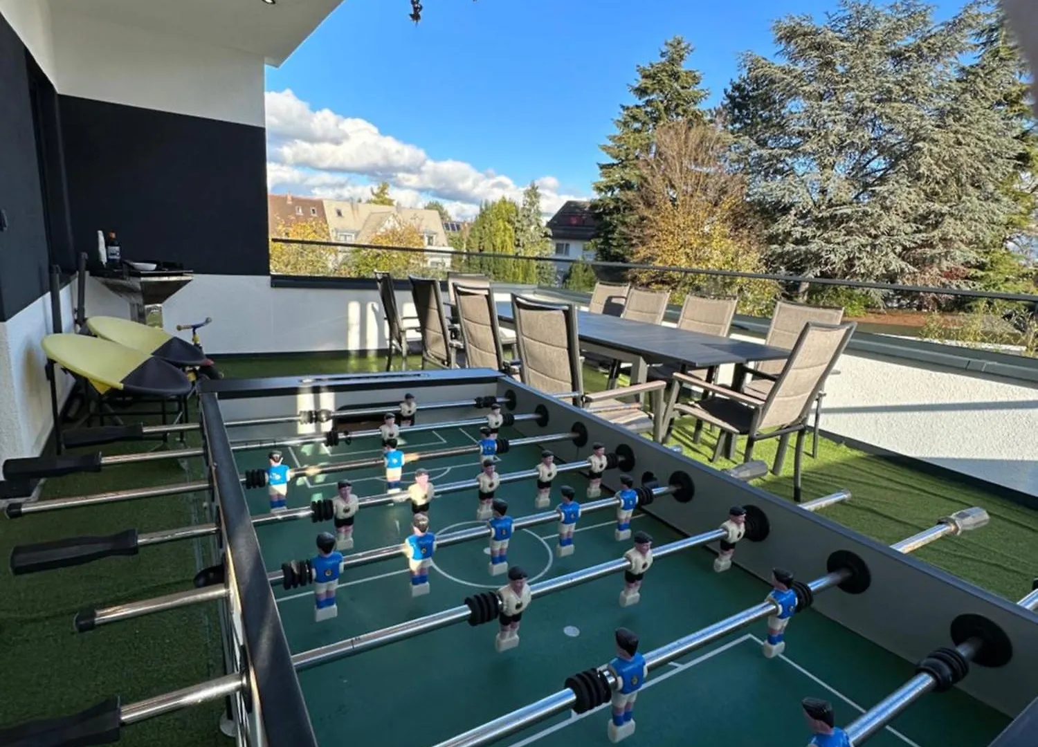 Dayyounglife Mit Terrasse Grill Parkplatz Nuremberg Germany